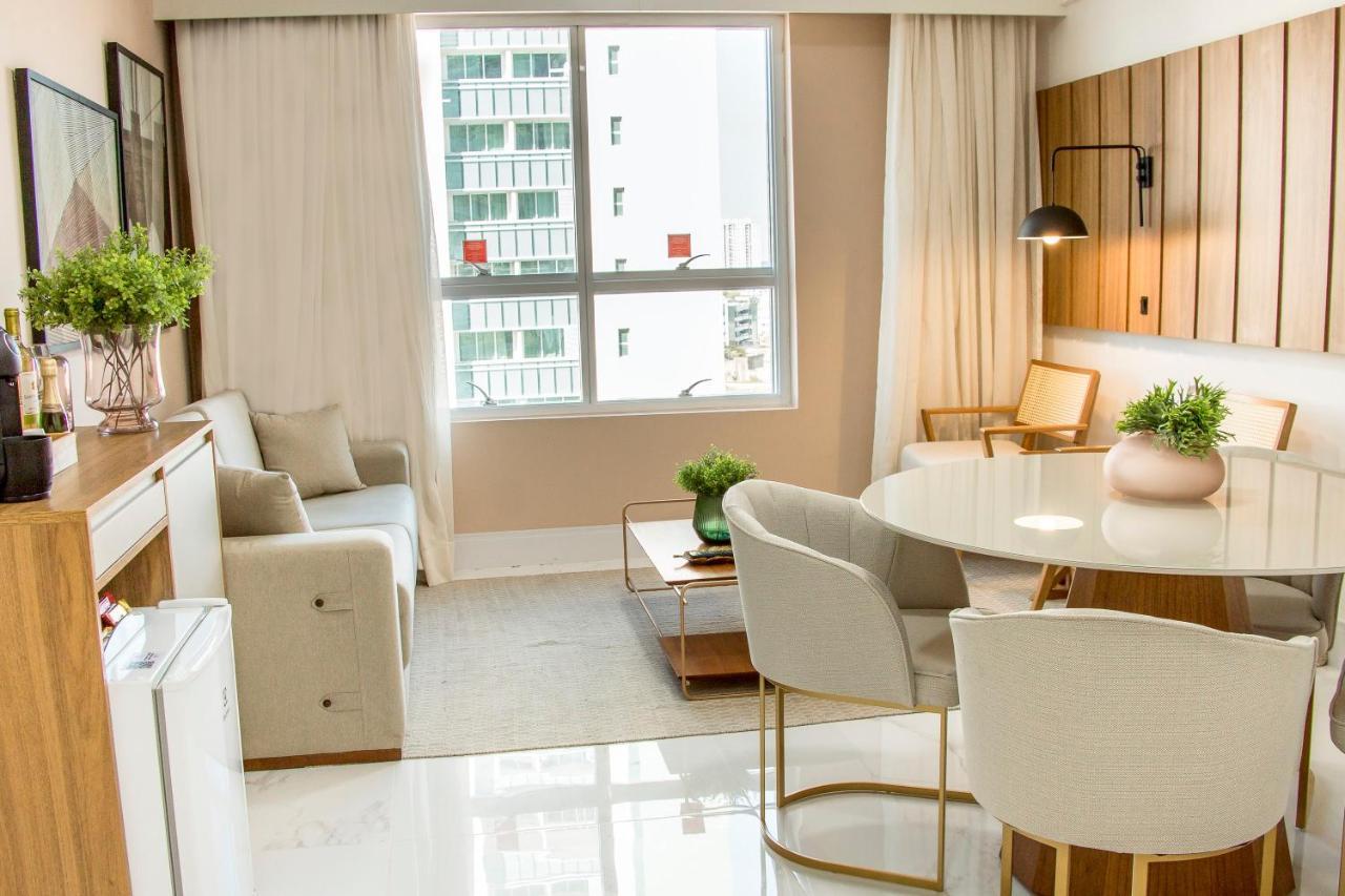 Ramada Hotel & Suites Campos Pelinca Кампус-дус-Гойтаказис Экстерьер фото