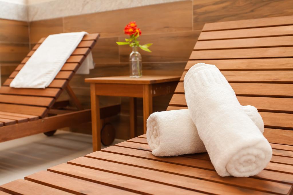 Ramada Hotel & Suites Campos Pelinca Кампус-дус-Гойтаказис Экстерьер фото
